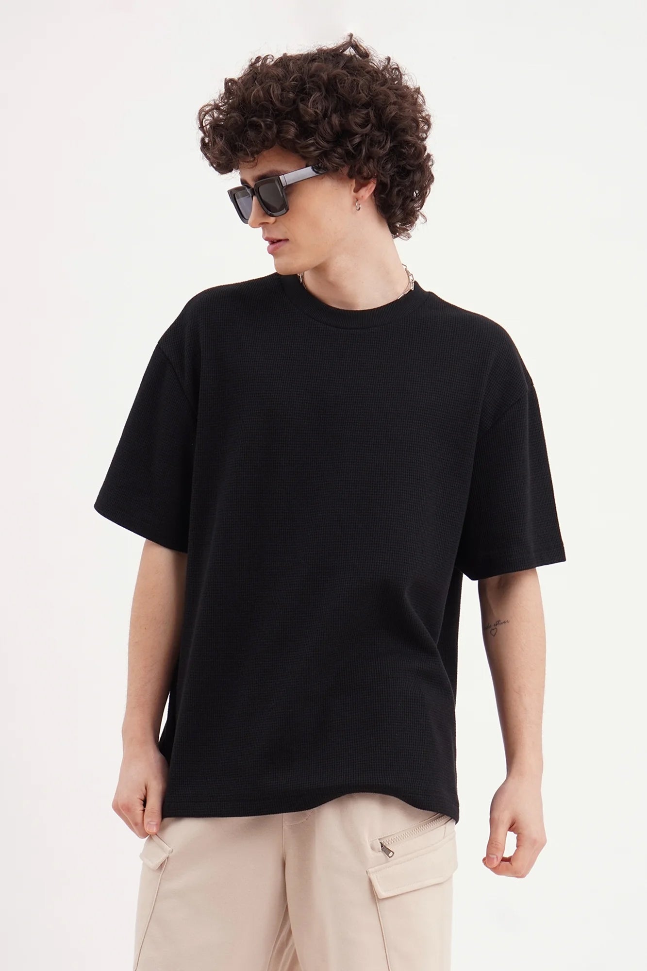 J&JP Texture oversize tshirt-Black