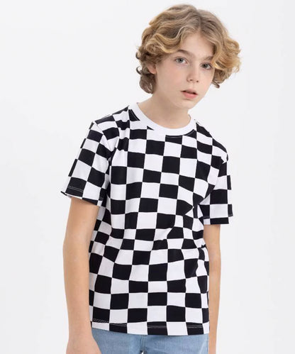 Checkerboard Print T-Shirt – Black & White