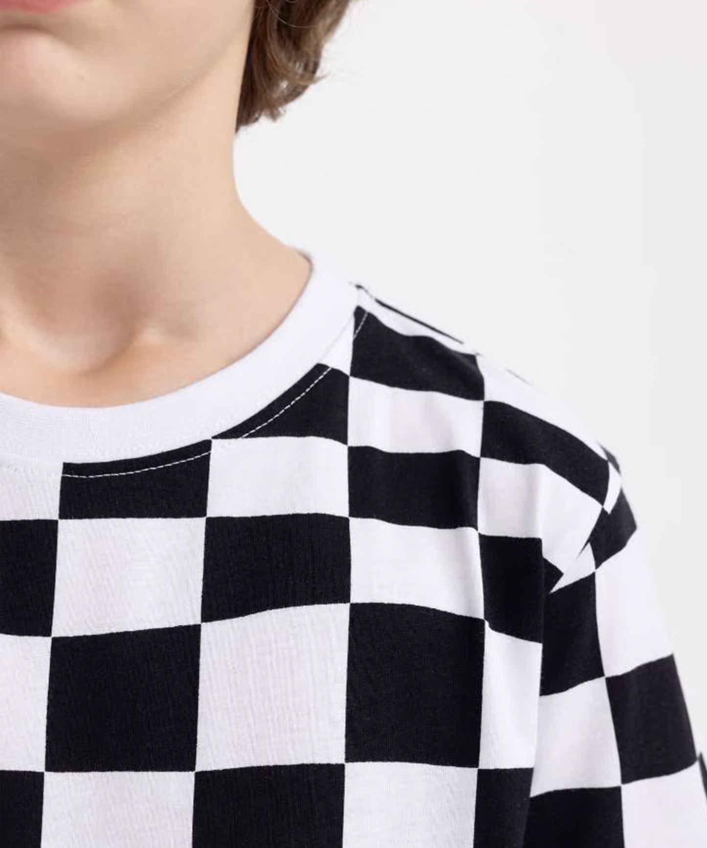 Checkerboard Print T-Shirt – Black & White